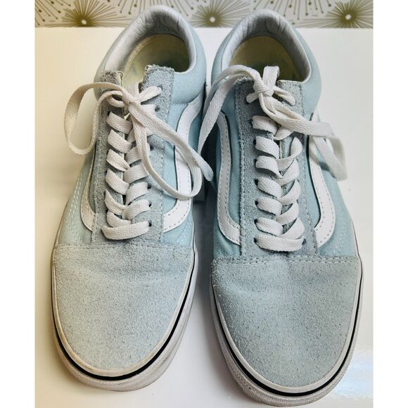 Vans baby blue Old Skool skate shoe. Size 7(M), 8.5(W) - Picture 1 of 8